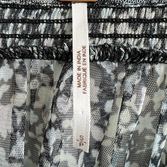 Free People Beatrice Smocked Ruffle Top - Picture 7 of 9